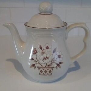 Vintage Country Decor Mayblossom Teapot